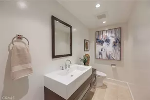 19281 Berclair Ln, Tarzana, CA 91356 - Photo 33