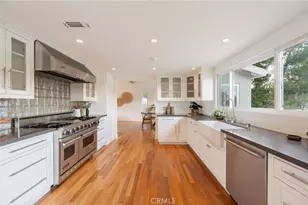 19281 Berclair Ln, Tarzana, CA 91356 - Photo 23