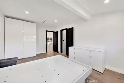 15644 San Fernando Mission, Granada Hills, CA 91344 - Photo 11