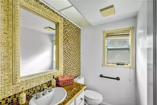 28314 Easton, Saugus, CA 91350 - Photo 15
