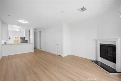 11038 Camarillo Street #13, North Hollywood, CA 91602 - Photo 9