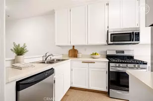 11038 Camarillo St, North Hollywood, CA 91602 - Photo 13