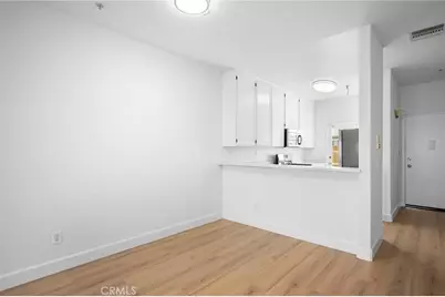 11038 Camarillo Street #13, North Hollywood, CA 91602 - Photo 11