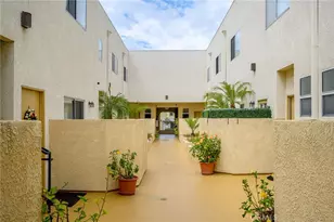11038 Camarillo St, North Hollywood, CA 91602 - Photo 35
