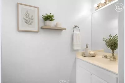 11038 Camarillo Street #13, North Hollywood, CA 91602 - Photo 17