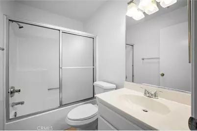 11038 Camarillo Street #13, North Hollywood, CA 91602 - Photo 25