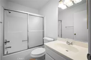 11038 Camarillo St, North Hollywood, CA 91602 - Photo 25
