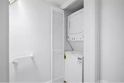 11038 Camarillo Street #13, North Hollywood, CA 91602 - Photo 27