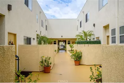 11038 Camarillo Street #13, North Hollywood, CA 91602 - Photo 35