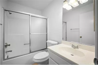 11038 Camarillo Street #13, North Hollywood, CA 91602 - Photo 25