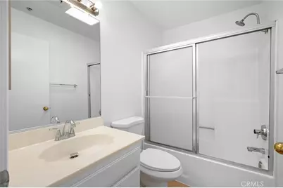 11038 Camarillo Street #13, North Hollywood, CA 91602 - Photo 21