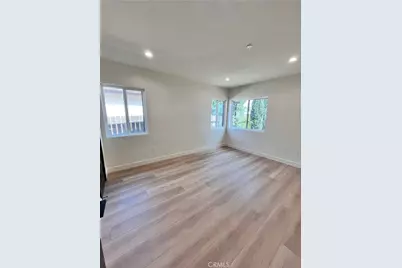 6305 Carpenter, North Hollywood, CA 91606 - Photo 17