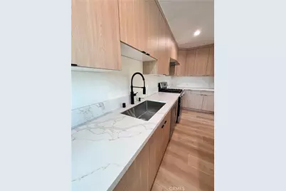 6305 Carpenter, North Hollywood, CA 91606 - Photo 9