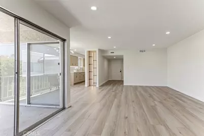 4487 Colbath #309, Sherman Oaks, CA 91423 - Photo 7