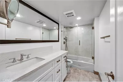1900 Vine Street #212, Los Angeles, CA 90068 - Photo 15