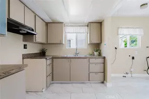 826 E Lomita Ave, Glendale, CA 91205 - Photo 17