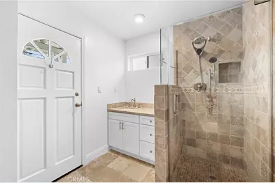 11555 Collett, Granada Hills, CA 91344 - Photo 23