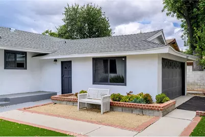 11555 Collett, Granada Hills, CA 91344 - Photo 37