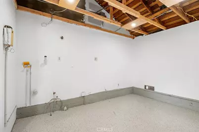 11555 Collett, Granada Hills, CA 91344 - Photo 33