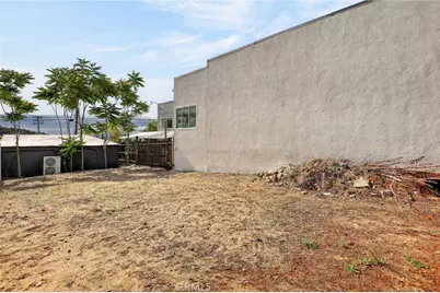 9939 Commerce Avenue, Tujunga, CA 91042 - Photo 27