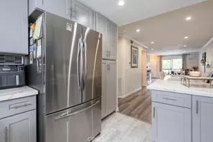 26971 Flo, Canyon Country, CA 91351 - Photo 5
