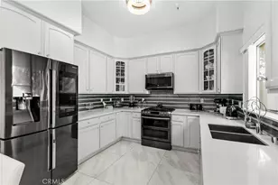 6920 Valmont, Tujunga, CA 91042 - Photo 31