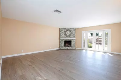 10207 Collett Ave, North Hills, CA 91343 - Photo 3