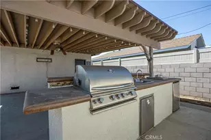 10207 Collett Ave, North Hills, CA 91343 - Photo 23