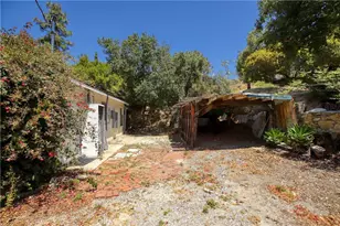 9940 Sunland Blvd, Shadow Hills, CA 91040 - Photo 17