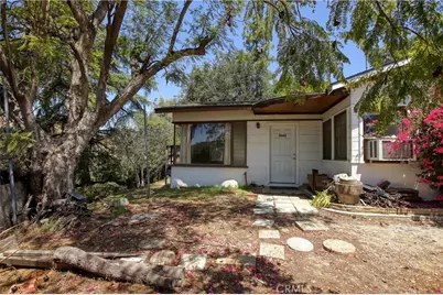 9940 Sunland Boulevard, Shadow Hills, CA 91040 - Photo 3