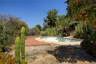 9940 Sunland Blvd, Shadow Hills, CA 91040 - Photo 49