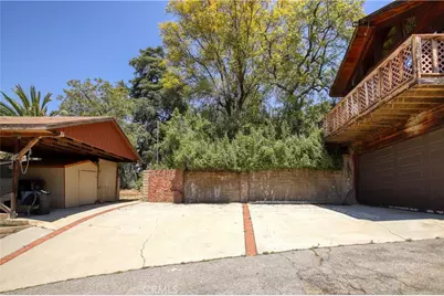 9940 Sunland Boulevard, Shadow Hills, CA 91040 - Photo 29