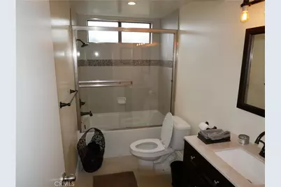 321 E Stocker Street #205, Glendale, CA 91207 - Photo 9