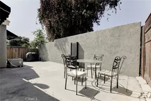 8227 Grenoble, Sunland, CA 91040 - Photo 35