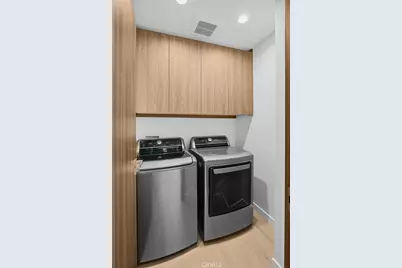 1071 E Providencia, Burbank, CA 91501 - Photo 41