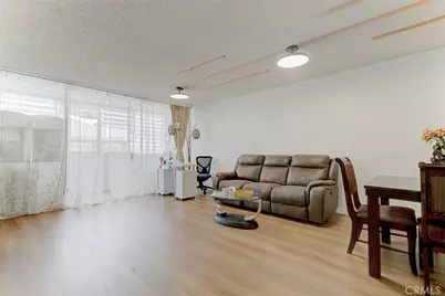 125 W Mountain Street #216, Glendale, CA 91202 - Photo 5