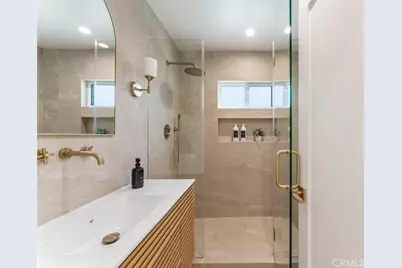 8133 Brimfield Avenue, Panorama City, CA 91402 - Photo 17