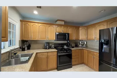 11057 Lemay, North Hollywood, CA 91606 - Photo 9