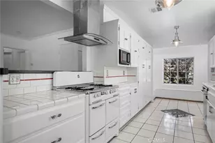 5806 Noble, Sherman Oaks, CA 91411 - Photo 11