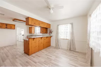 15439 Hart Street, Van Nuys, CA 91406 - Photo 17