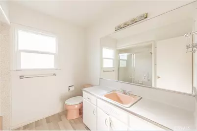 15439 Hart Street, Van Nuys, CA 91406 - Photo 25