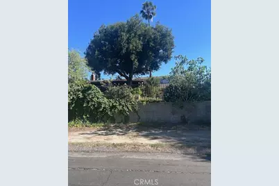 8228 Wentworth Street, Sunland, CA 91040 - Photo 3