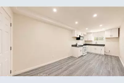 6850 Quinton Lane, Tujunga, CA 91042 - Photo 9