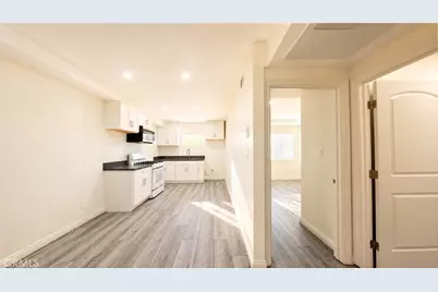 6850 Quinton Lane, Tujunga, CA 91042 - Photo 5