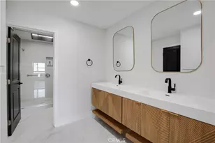 17150 Burbank, Encino, CA 91316 - Photo 9