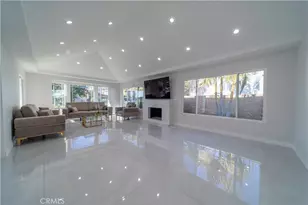 902 E Walnut Ave, Burbank, CA 91501 - Photo 5