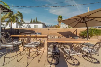 902 E Walnut Avenue, Burbank, CA 91501 - Photo 25
