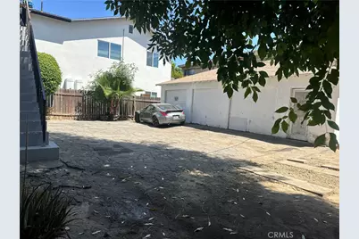 14736 Gilmore, Van Nuys, CA 91411 - Photo 21