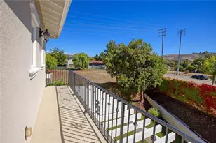 1595 E Avenida De Las Flores, Thousand Oaks, CA 91362 - Photo 23
