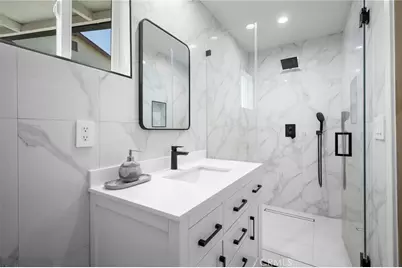 2405 Jolley, Burbank, CA 91504 - Photo 21